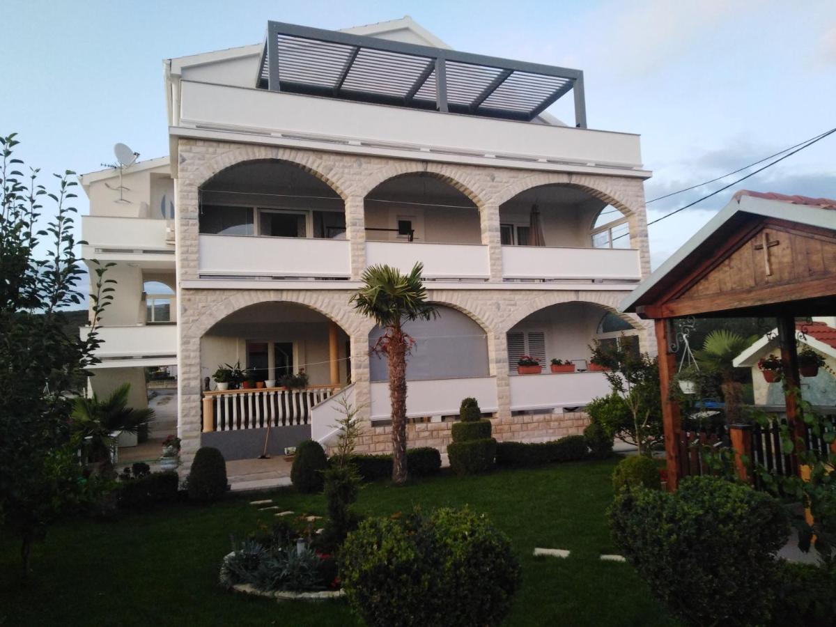 Solmaris Apartments Sukošan Dış mekan fotoğraf